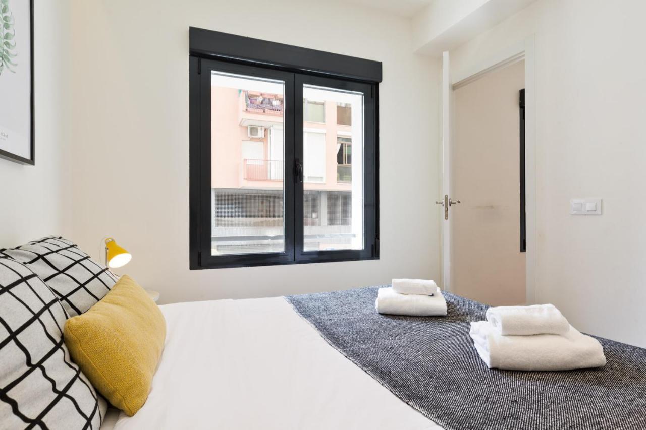 Urban Chill Apartments By Olala Homes L’Hospitalet de Llobregat Exterior foto